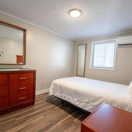 The Grand Regal Resort Elizabethtown Экстерьер фото
